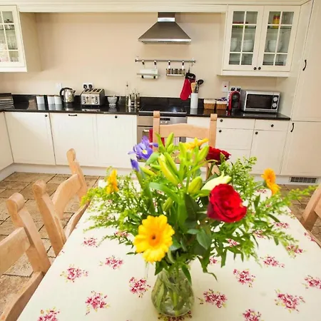 Terraced Houses Courtyard Garlow Cross - Eir04048-iyc Appartamento Navan